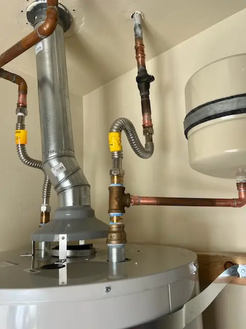 Water heater installation and plumbing repair in Chinatown